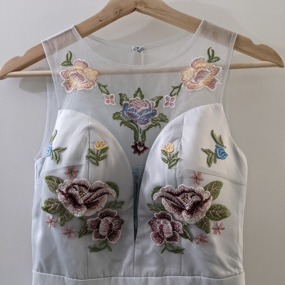 Chi Chi London Petite Maxi Tulle Dress UK 6P BNWT - Picture 7 of 8